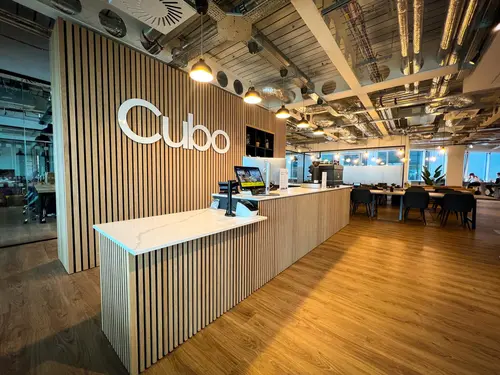 Thumbnail image of Cubo Glasgow