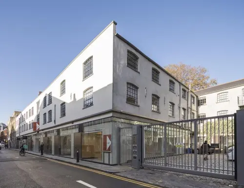 Thumbnail image of 11 29 Fashion Street Offices