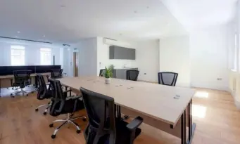 Thumbnail image of 44 Clerkenwell Close