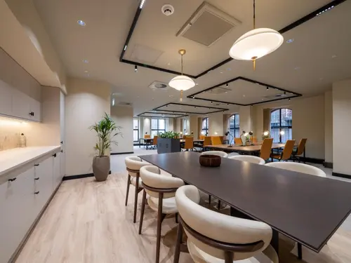 Thumbnail image of Clarence House, 2 Clarence Street, M2 4 Dw