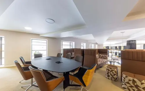 Thumbnail image of 157 169 Buckingham Palace Road