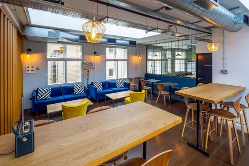 Rent an office for a day in Soho}