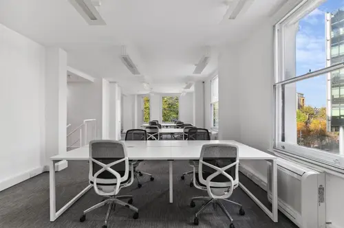 Office space in 7 Lyric Square