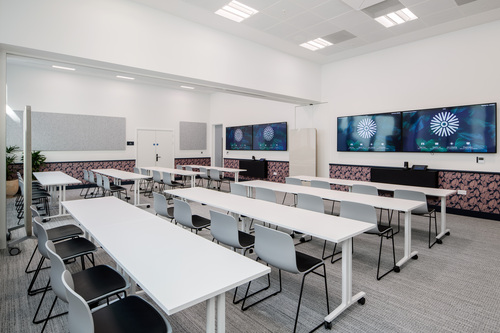 Rent an office for a day in Manchester}