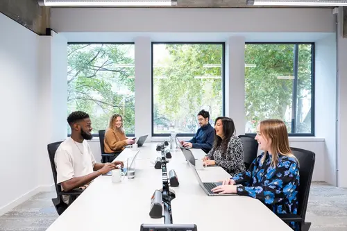 Thumbnail image of Runway East Aldgate East