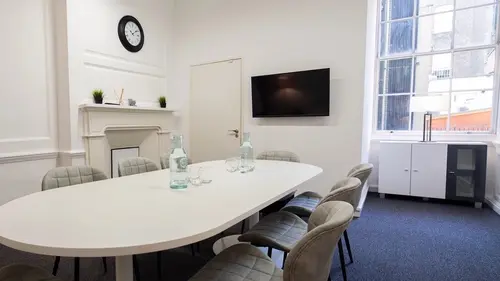 Rent an office for a day in Covent Garden}