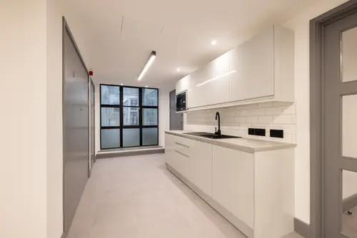 Office space at 25 West Tenter Street, City of London, London
