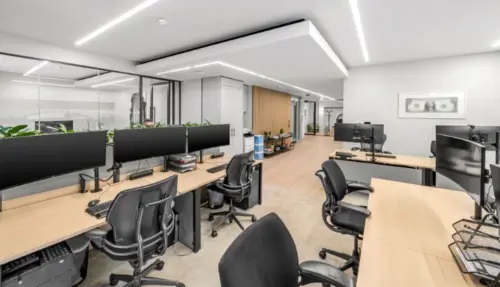 Thumbnail image of 30 St James's Square