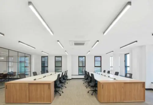 Thumbnail image of 176 179 Shoreditch High Street