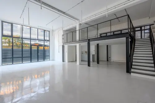 Netil house Office Space with mezzanine floor showing 2 levels