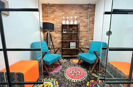 Login Lounge coworking space