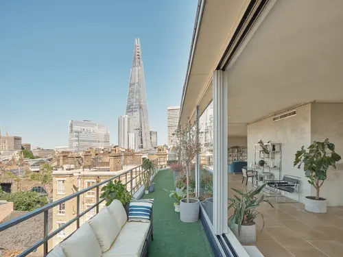Menier Penthouse coworking space